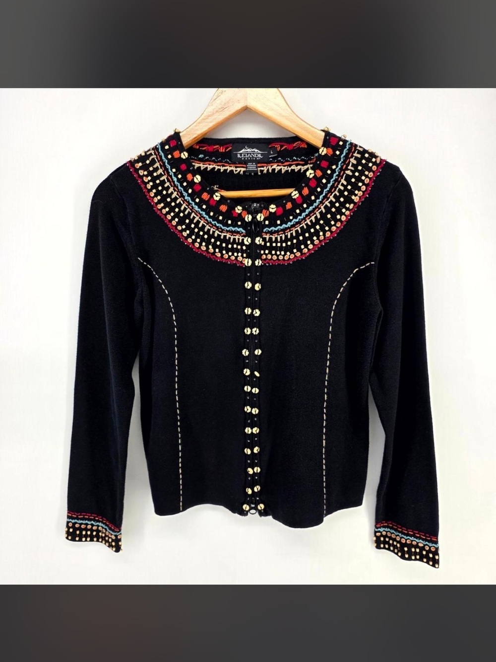 Icelandic Design Size L Black Cardigan with Multicolor Bead Embroidery
